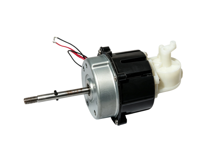 AC motor
